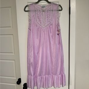NWT Vintage Spotlight New York Nylon Nightgown